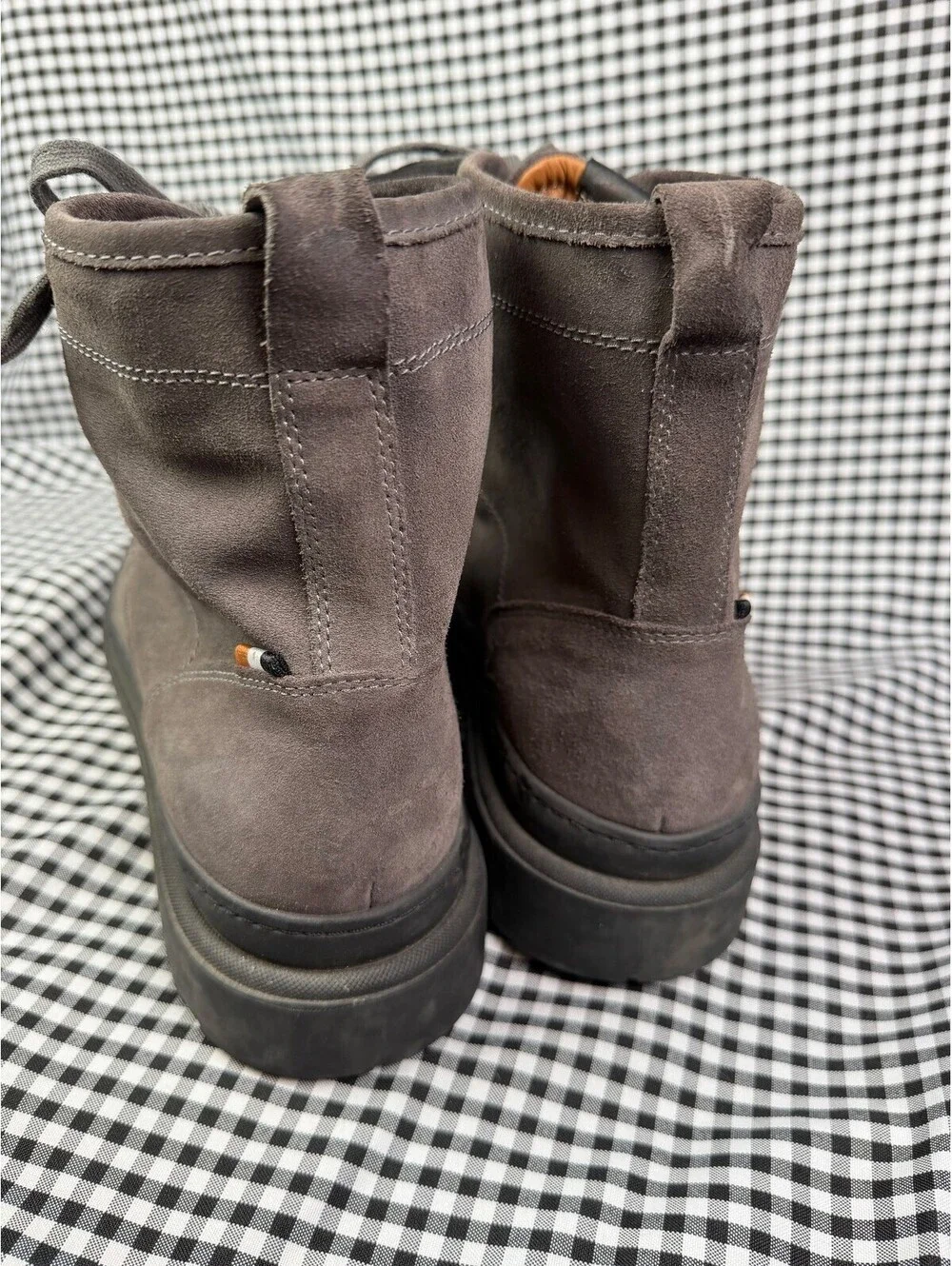 Allen Edmonds Sawyer Waterproof Boots Men 13 D Gray Suede Moc Toe Lug Sole 5860
